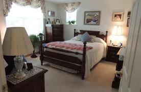 Crumland Farms bed room